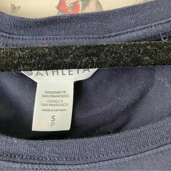 ❤️ATHLETA Outbound Scoop-Neck Top Navy - Picture 4 of 5